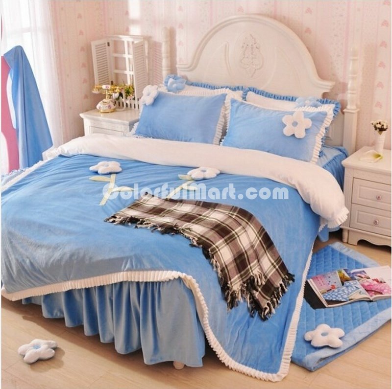 What A Woman Blue And White Princess Bedding Girls Bedding Women Bedding - Click Image to Close