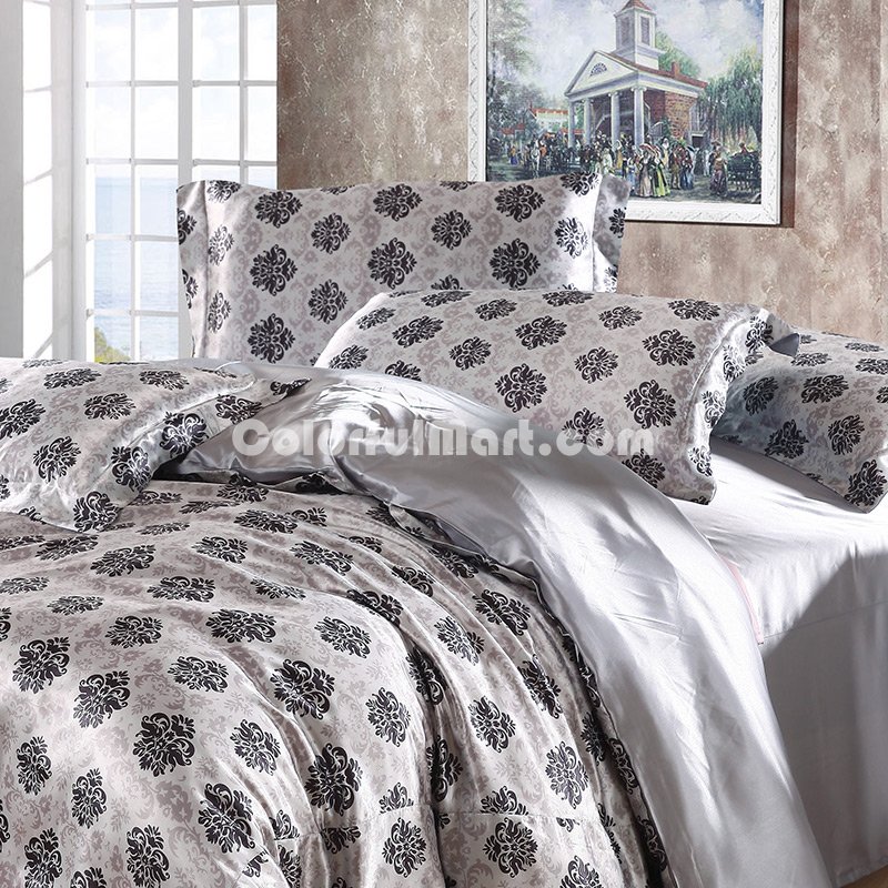 Beautiful Flowers Silvery Grey Bedding Silk Bedding - Click Image to Close