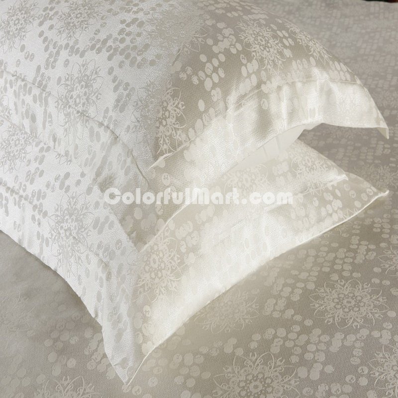 Summer Romance White Jacquard Damask Luxury Bedding - Click Image to Close