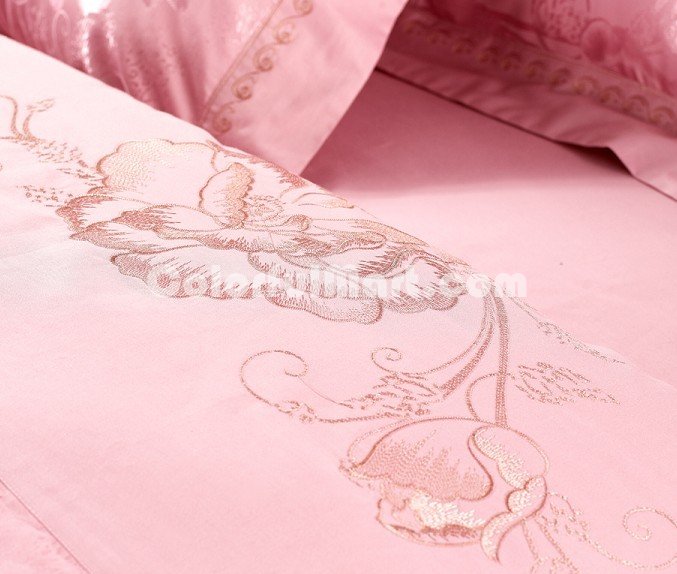 Wild And Amorous Cameo 4 PCs Luxury Bedding Sets - Click Image to Close