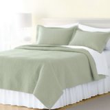 Pea Green 3 Pieces Quilt Sets