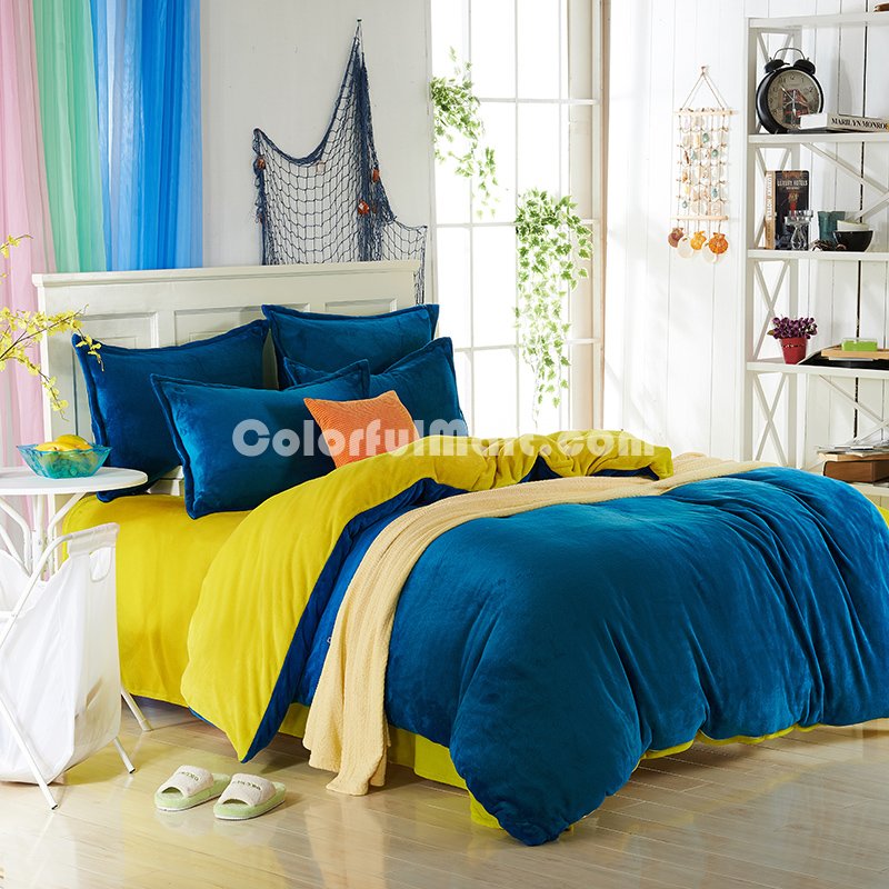 Peacock Blue And Apple Green Flannel Bedding Winter Bedding - Click Image to Close