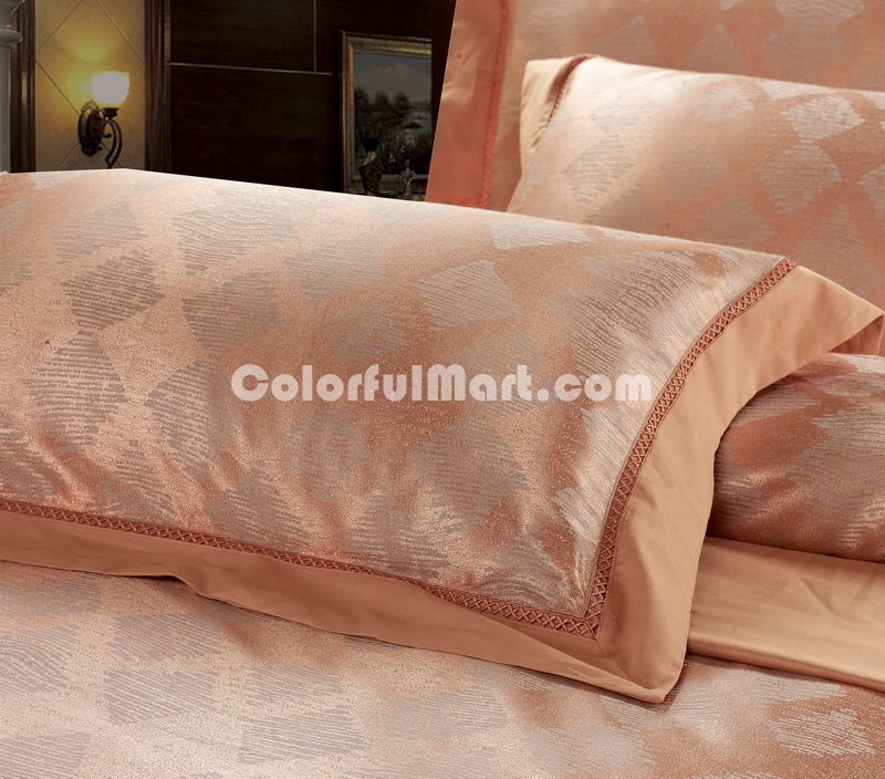 Spaces Luxury Bedding Sets - Click Image to Close