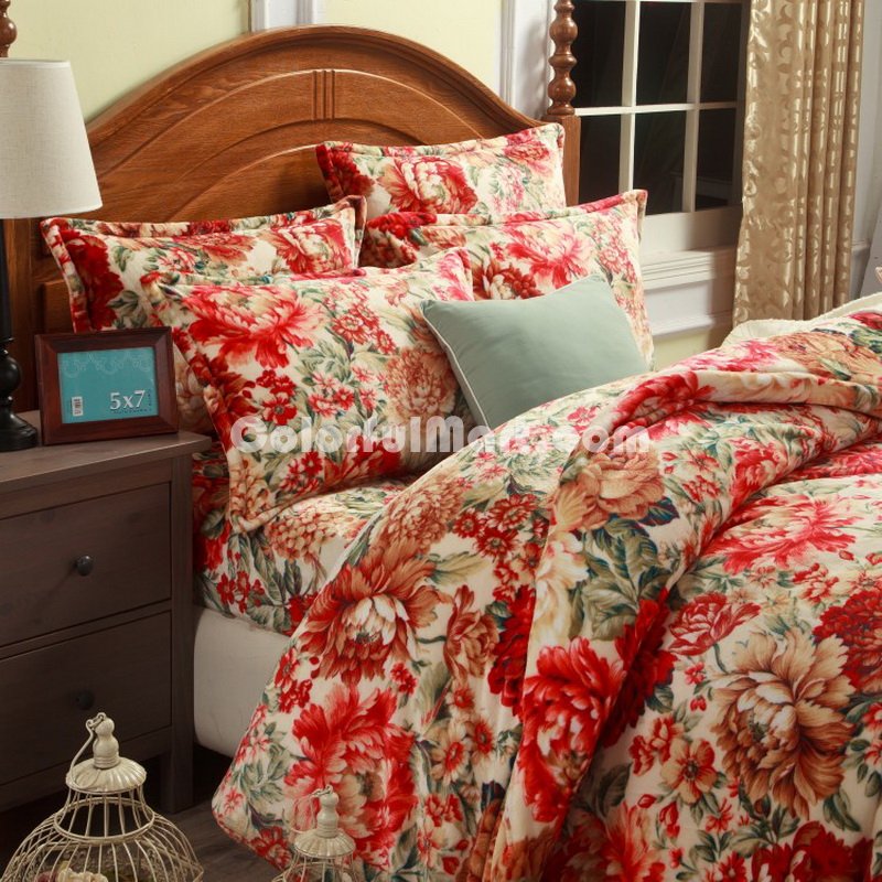 Aestheticism Beige Flowers Bedding Flannel Bedding Girls Bedding - Click Image to Close