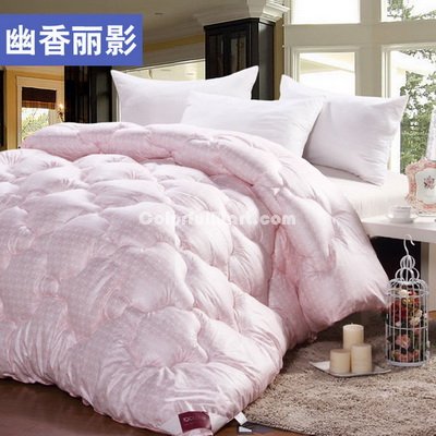 Fragrance Pink Comforter