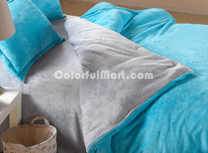 Light Blue And Silver Gray Coral Fleece Bedding Teen Bedding - Click Image to Close