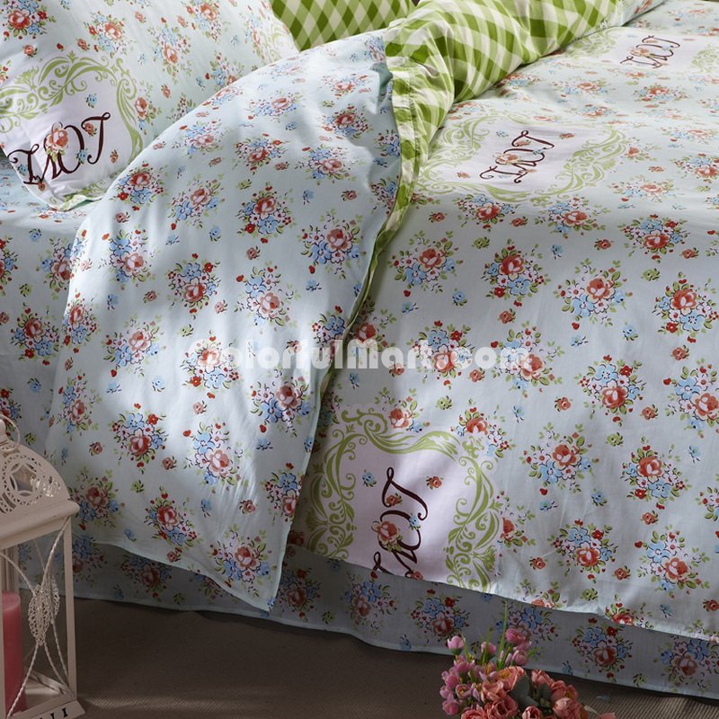 Annie Garden Green Modern Bedding 2014 Duvet Cover Set - Click Image to Close