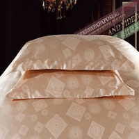 Glory Of Life Golden Jacquard Damask Luxury Bedding