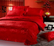Soft Petal Red 4 PCs Luxury Bedding Sets